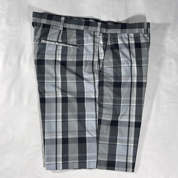 Ben Hogan mens grey plaid Performance polyester 9" inseam Golf shorts - size 40 - Picture 9 of 11